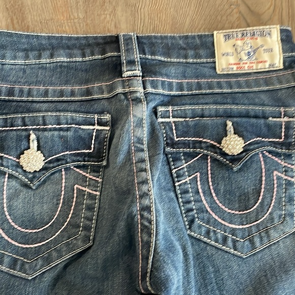 True Religion Jeans with Crystal button - Picture 3 of 4